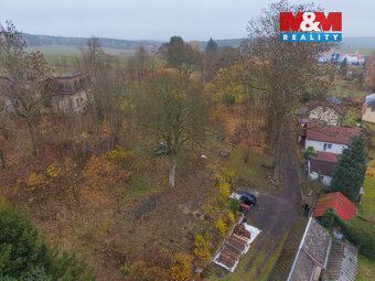 Nabízíme k prodeji zahradu o rozloze 2477 m² v klidné části 
