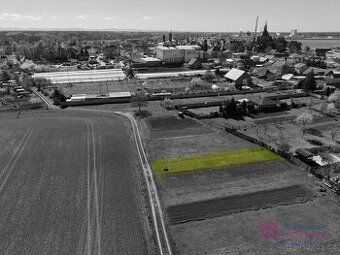 Nabízíme k prodeji zahradu o rozloze 518 m², situovanou v kl