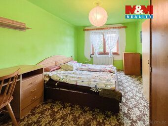 Nabízíme k prodeji prostorný dvougenerační rodinný dům o dvo