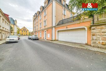 Nabízíme k dlouhodobému pronájmu reprezentativní nebytový pr