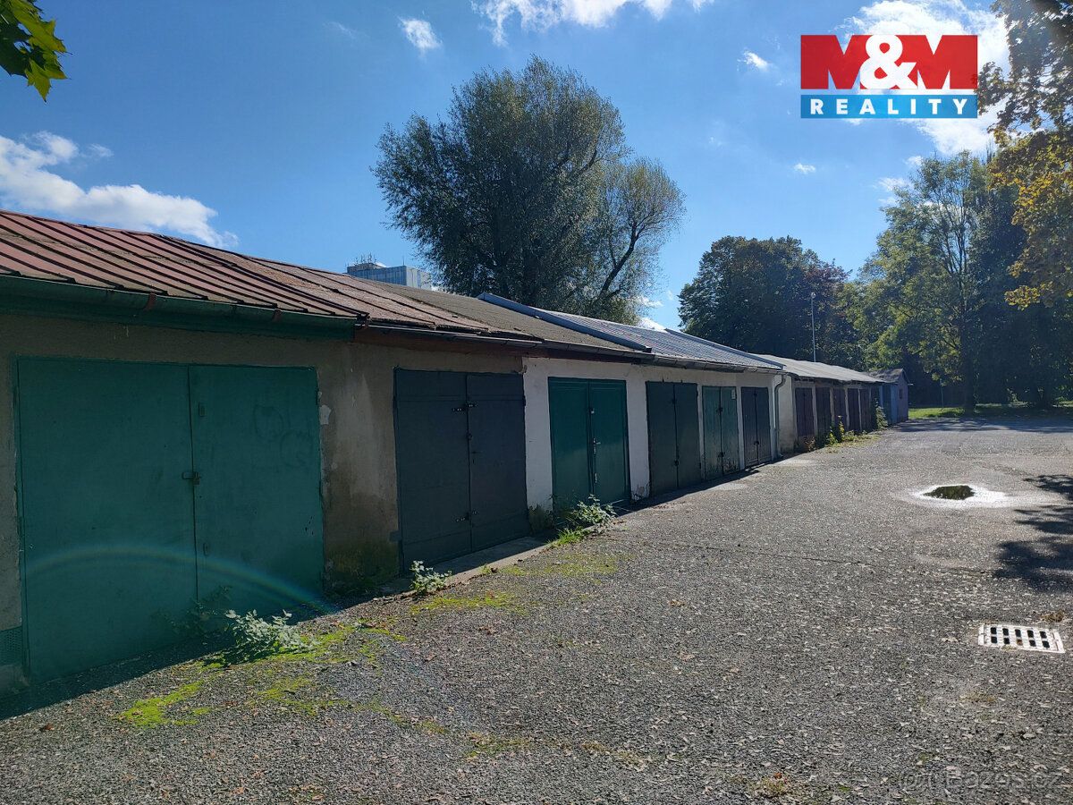 Nabízíme k prodeji garáž o zastavěné ploše 18 m² v osobním v