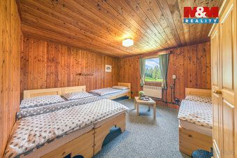 Nabízíme k pronájmu unikátní dřevěnou chalupu v CHKO Beskydy