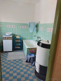 Prodám dvougenerační rodinný dům v obci Lubno z r. 1971. Dům