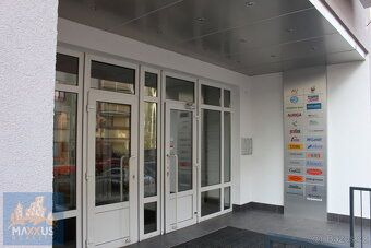 Neplatíte provizi RK!
Nabízíme k pronájmu kancelář č. B208 o
