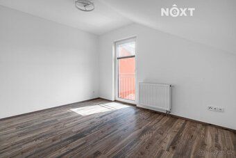 Nabízím k prodeji moderní rodinný dům o dispozici 5+kk s cel