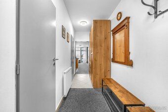 apartmán s nadstandardní lodžií o velikosti 13,8 m² ve střed