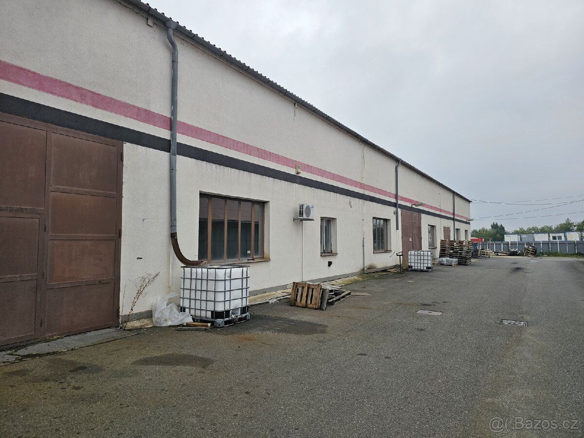 Pronajmu výrobní, skladovací halu . Lokalita Spytihněv 76364
