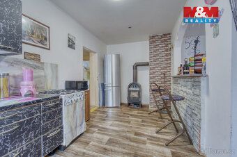 Nabízíme k prodeji byt o dispozici 3+1 a celkové užitné ploš