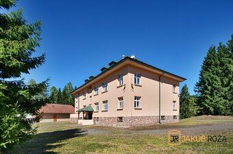 Exkluzivně Vám nabízím k prodeji komerční pozemky, umístěné 