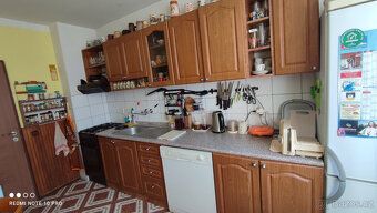 Prodám rodinný dům 3+1 po dřívější menší rekonstrukci (topen