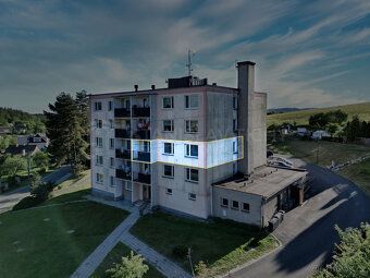 Byt o dispozici 3+1 se šatnou v osobním vlastnictví v obci K