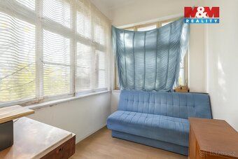 Nabízíme k pronájmu prostorný byt 3+1 o podlahové ploše 78 m