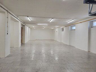 Nabízíme k pronájmu skladovací prostory o celkové ploše 276,