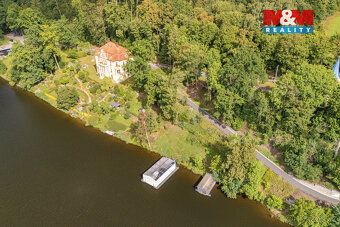 Nabízíme k prodeji pozemek o výměře 490 m² v oblíbené rekrea