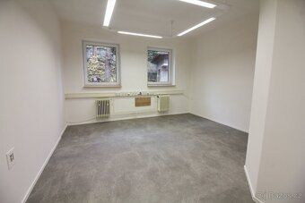 Nabízím k pronájmu nově zrekonstruovanou kancelář umístěnou 