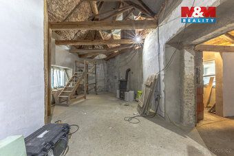 Rodinný dům s velkým potenciálem v klidné části Mšena v ulic
