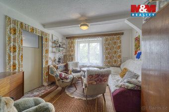 Nabízíme k prodeji rodinný dům o dispozici 6+2kk a vnitřní v
