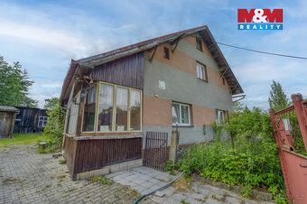Nabízíme k prodeji rodinný dům o dispozici 6+2kk a vnitřní v