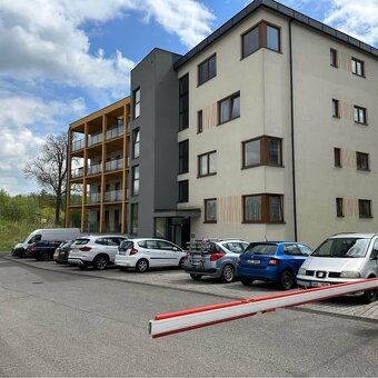 Nabízím dlouhodobý pronájem bytu 2+kk, 63 m2 s velkou teraso
