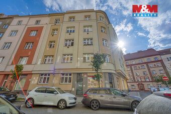 Nabízíme k pronájmu prostorný byt o dispozici 1+1 a o užitné