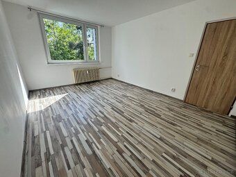 Prodám 2+1 (celková podlah. plocha s příslušenstvím 58,7 m/2