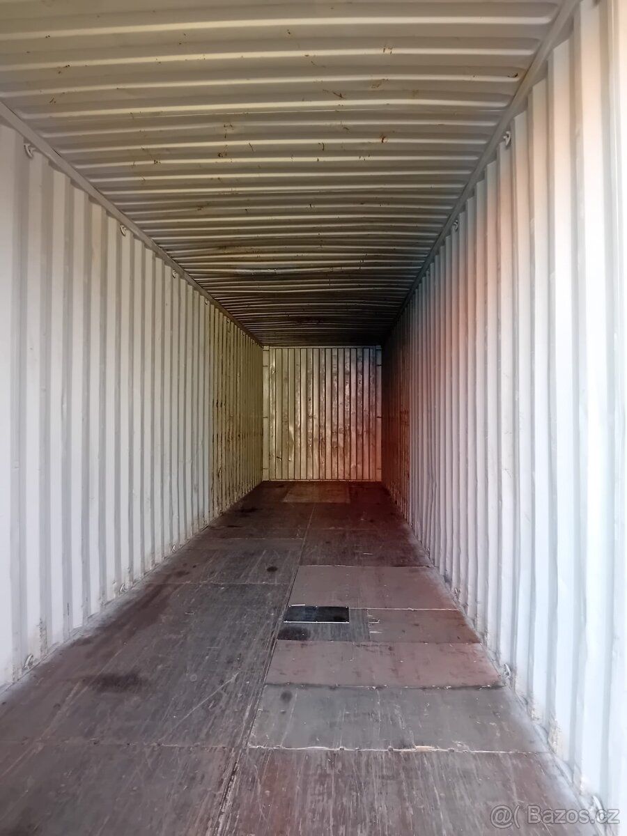 Nabízím k pronájmu lodní kontejner 40’ High Cube – suchý, uz