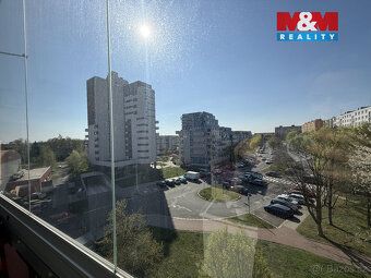 Nabízíme k prodeji světlý byt 2+1 v Praze, o celkové ploše s
