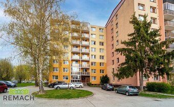 Ev.č. 03498 Hledáte menší byt se 2 samostatnými pokoji? Ideá