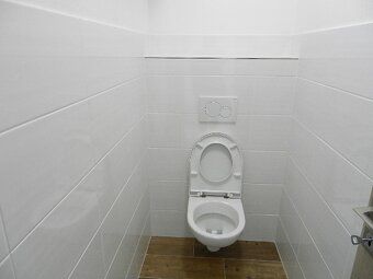 Pronájem nového, zděného bytu 60 m² s lodžií a se sklepem 2,