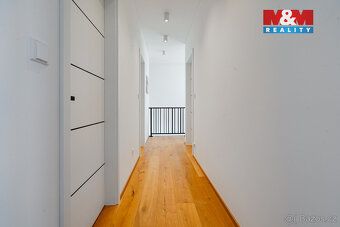 Hledáte prostorné, klidné a moderní bydlení pro Vaši rodinu?