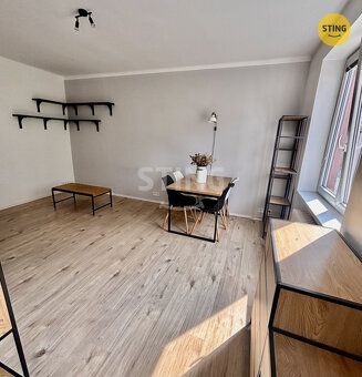 Nabízíme k pronájmu bytovou jednotku 2+1 o výměře 52m2. Byt 