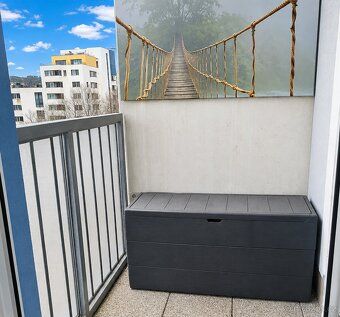 Nabízíme k prodeji světlý a prakticky řešený byt o dispozici