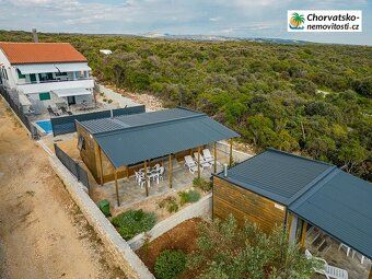 Chorvatsko-Nemovitosti.cz pěkný velký lux. dům s bazénem k n