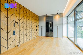 Nabízíme k prodeji výjimečný designový byt o dispozici 4+kk 
