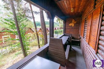 Nabízíme k prodeji podezděnou chatu 2+1 o obytné ploše 50 m2