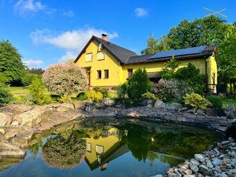 PROSTORNÝ RODINNÝ DŮM 192 m² NA POZEMKU 3 392 m² S VELKORYSO