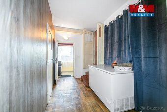 Hledáte dům, kde můžete hned bydlet a zároveň si ho dotvořit