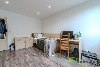 Ev.č. 01143 Dvougenerační rodinný dům po částečné rekonstruk
