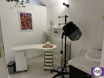 Nabízíme přenechání zavedeného kosmetického salonu, lokalita
