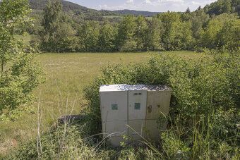 Klidné místo pro rodinný dům i rekreační chalupu | Zaluží u 