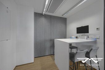 Ev.č. 765 Zprostředkujeme přenechání nájmu moderních kancelá