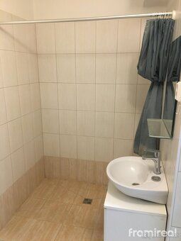 Ev.č. 02153 Nabízíme Vám pronájem sklepního bytu o dispozici