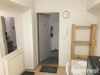Ev.č. 02153 Nabízíme Vám pronájem sklepního bytu o dispozici