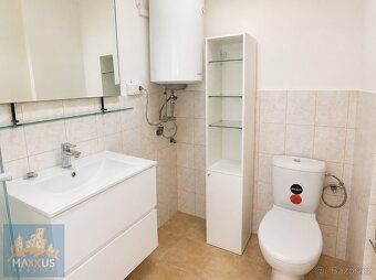 Nabízíme k pronájmu multifunkční prostor o velikosti 35 m² v