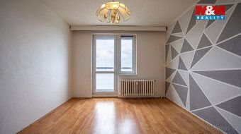 Slunný byt 2+1 s lodžií, komorou a výhledem na Ostravu
Nabíz