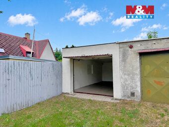 Nabízíme k prodeji řadovou cihlovou garáž o výměře 16 m² v ž