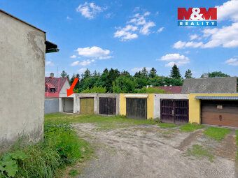 Nabízíme k prodeji řadovou cihlovou garáž o výměře 16 m² v ž