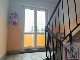 Ve výhradním zastoupení zprostředkuji pronájem pěkného bytu 