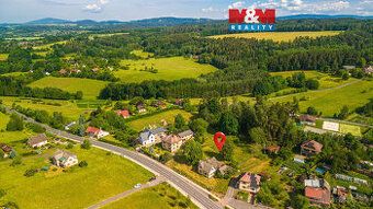 Klientka koupí menší domek kolem Turnova. Prodává svůj RD a 