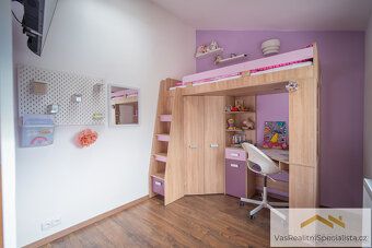 Rodinný dům 5+1 se zahradou 2 282 m² a investičním potenciál